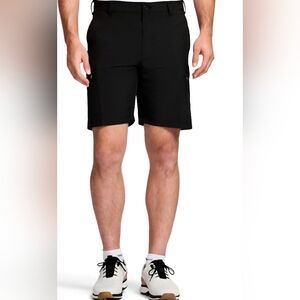 IZOD 9.5" Golf Cargo Shorts 42 In Waist